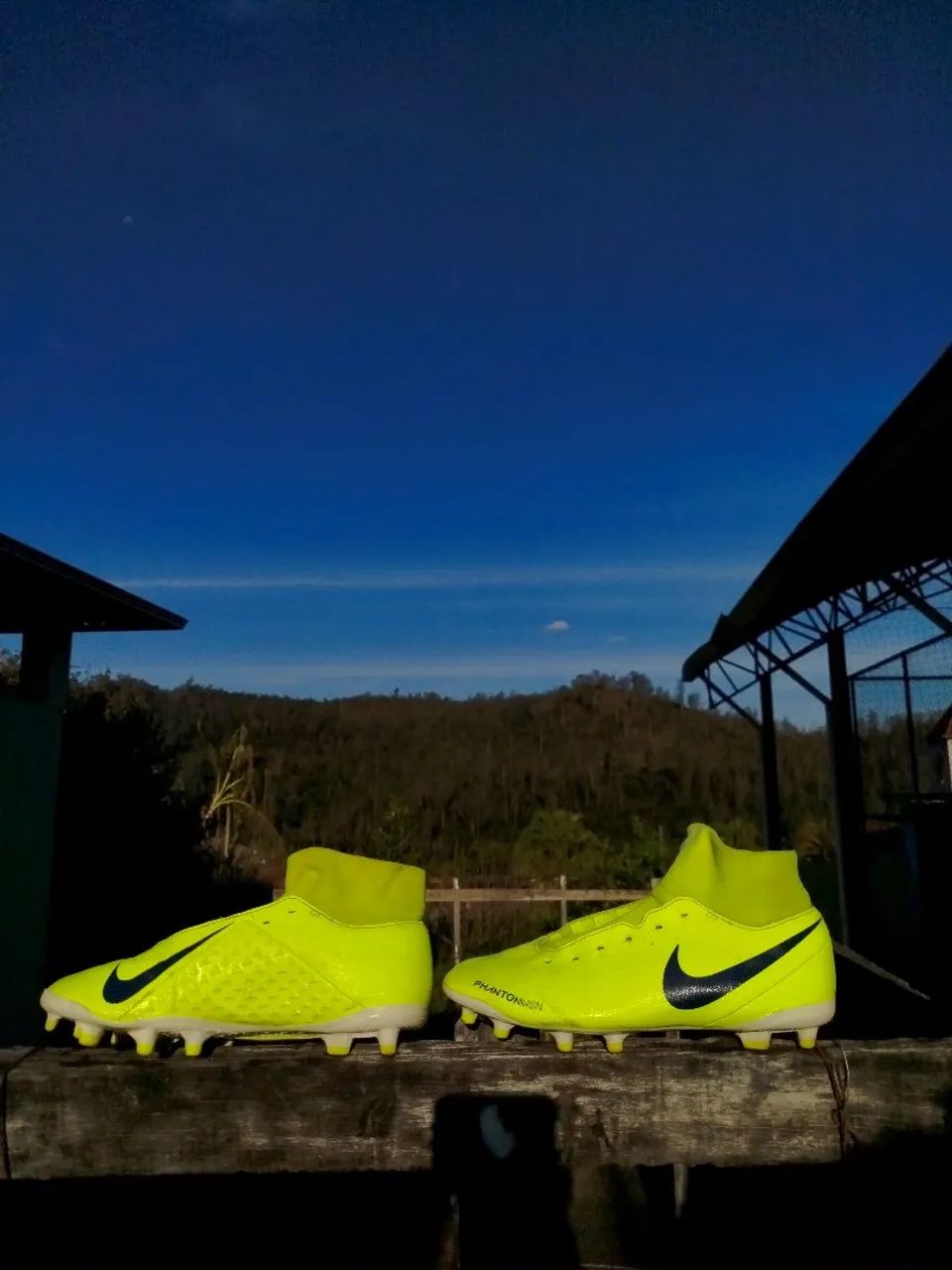 Chuteira Nike Phantom  - Foto 2