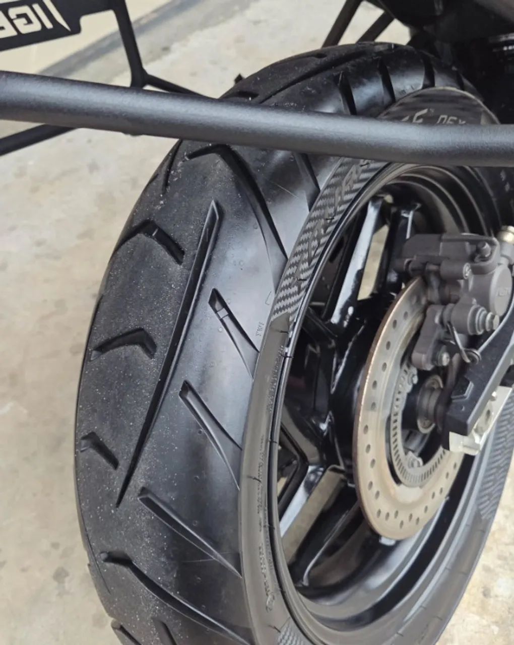 Triumph Tiger 800 XRX - Foto 3