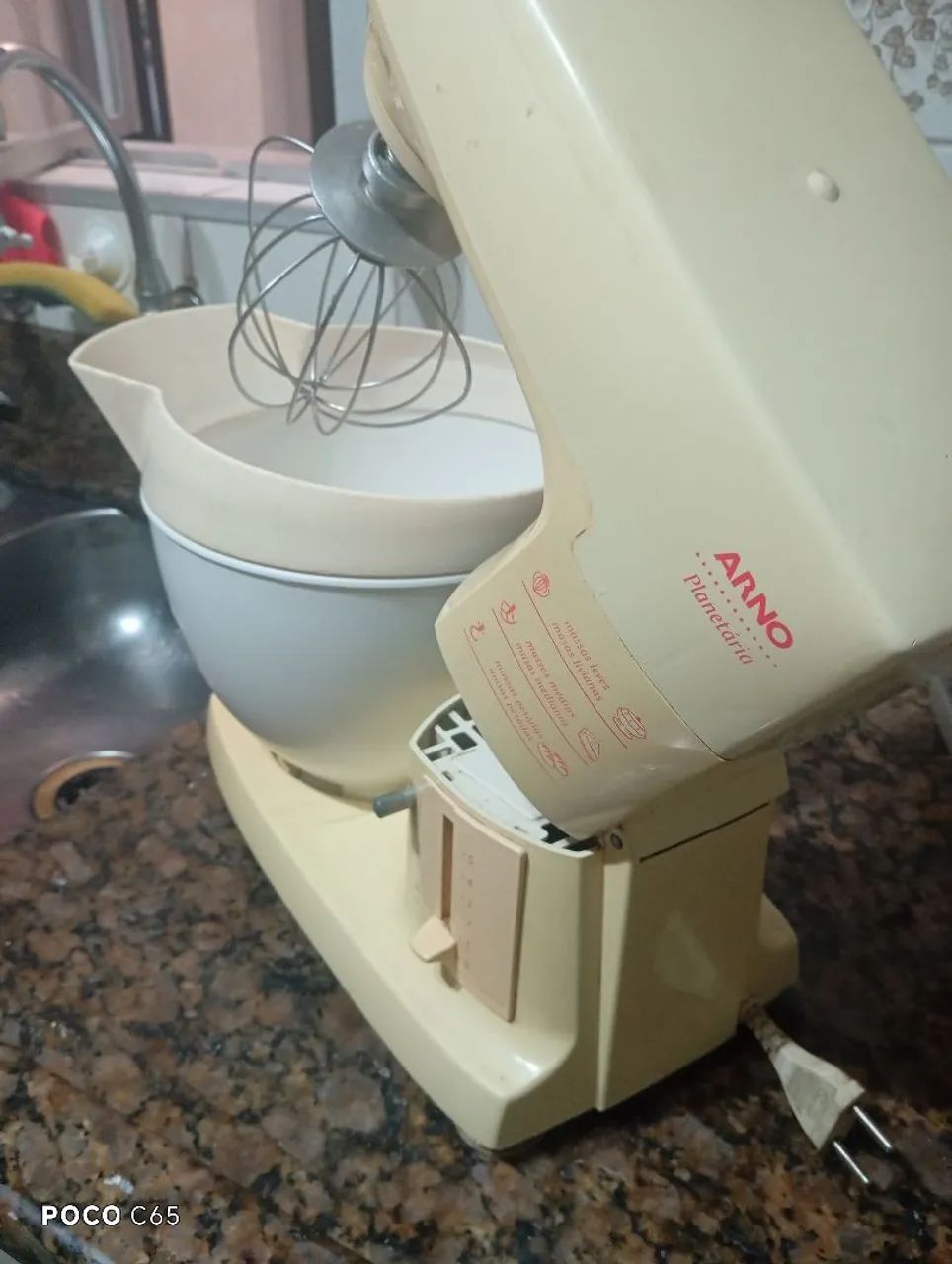 Batedeira planetária Arno funcionando perfeitamente - Foto 3