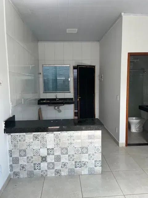 Imóvel para renda: 4 kitenetes 60m2 cada uma.