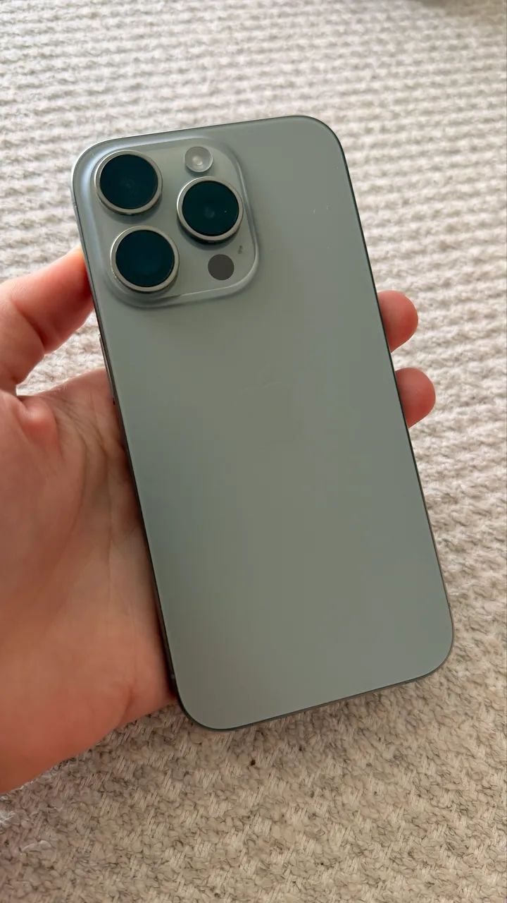IPHONE 15 PRO - Foto 4