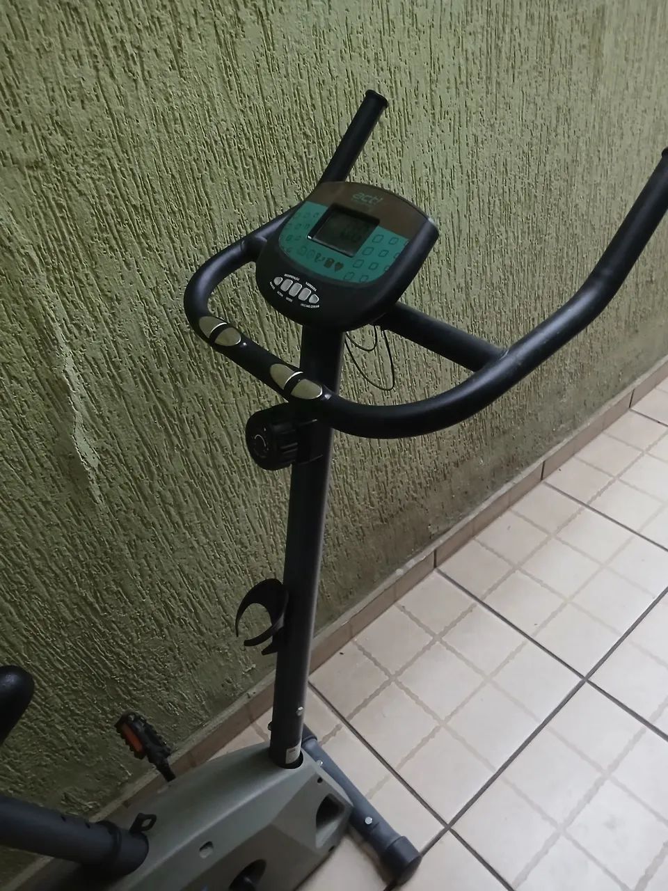 Bicicleta ergometrica  - Foto 3