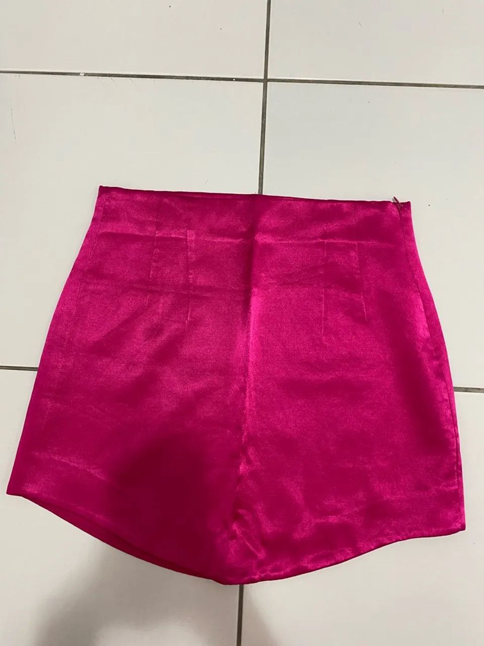 Mini saia acetinada rosa da Zara - Foto 3