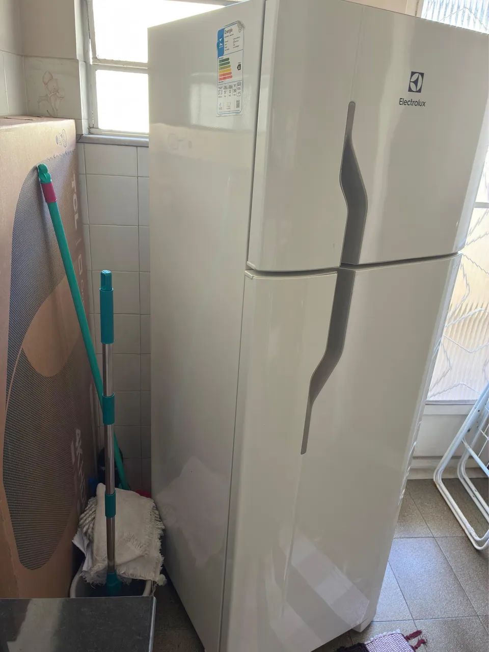 Geladeira Electrolux 260l - Foto 3