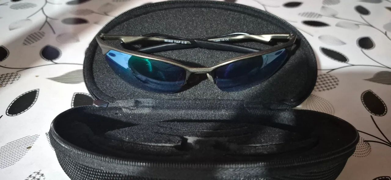 Oakley Wire Tap 2.0
