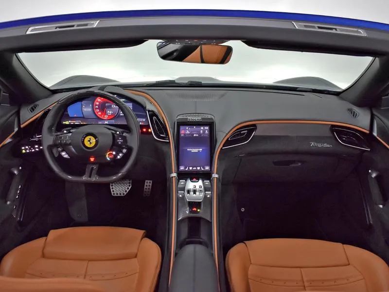 Ferrari Roma Spider 3.9 V8 620cv, foto 8 de 16