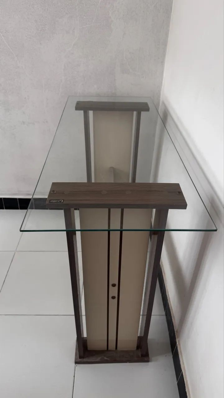 Mesa sem cadeiras com aparador  - Foto 2
