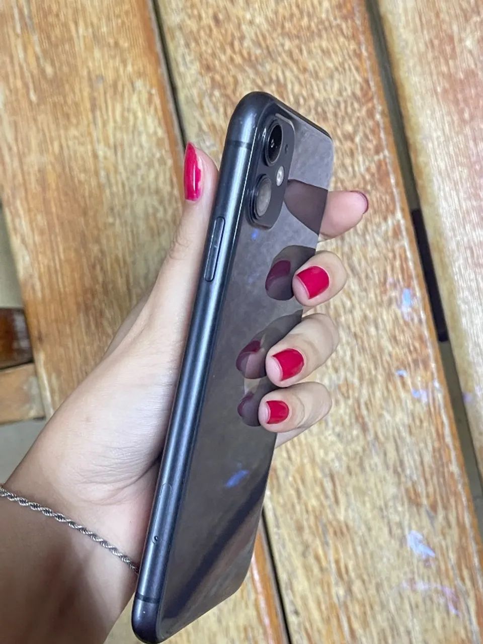 iPhone 11- 64gb sem detalhes  - Foto 5