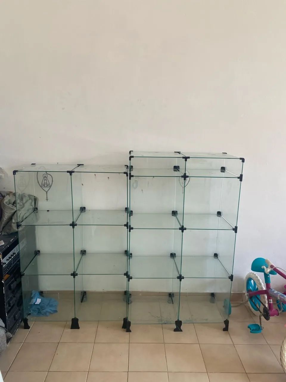 Balcão de vidro 14 divisórias 