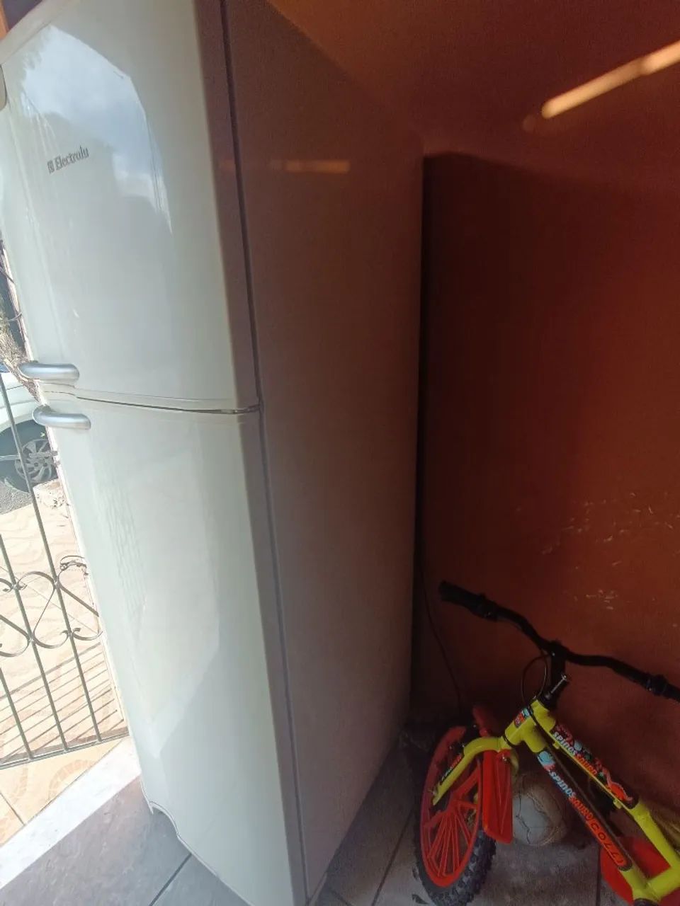 Geladeira com defeito  - Foto 2