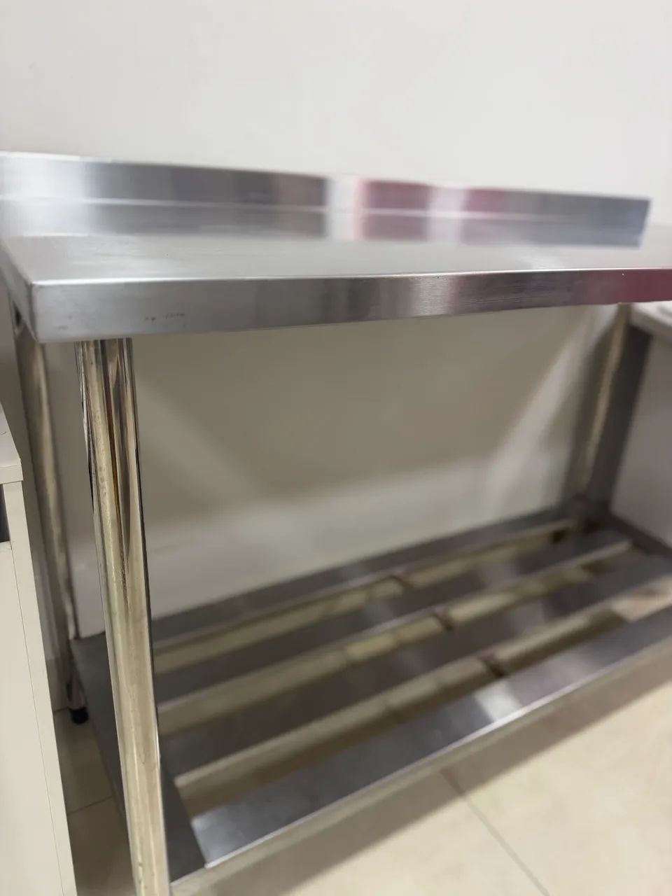 Mesa Inox