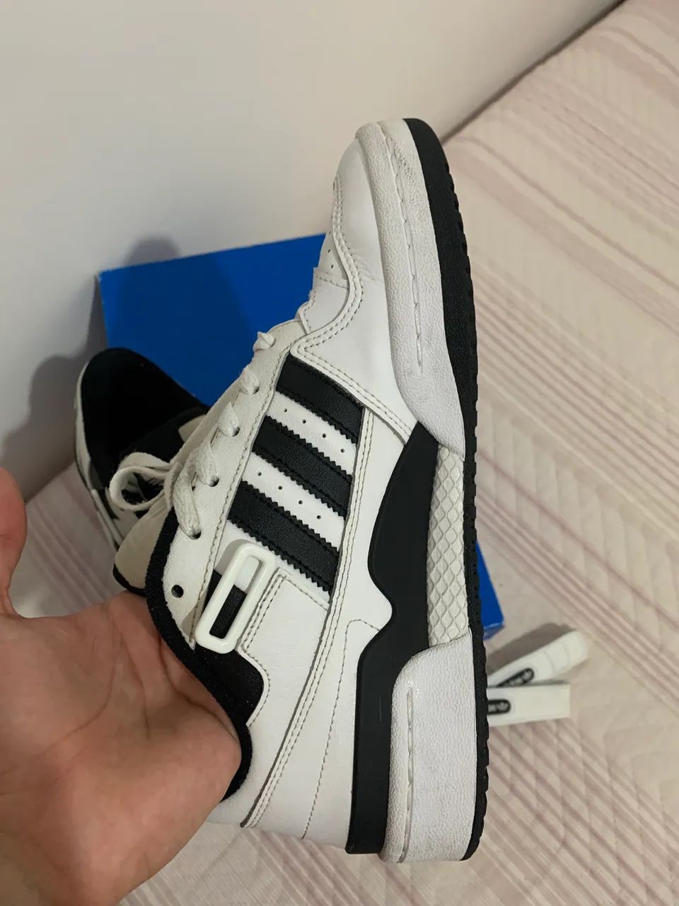 Tênis adidas fórum low tamanho 39 - Foto 4