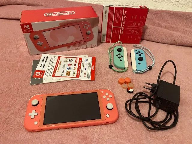 Nintendo Switch Lite Coral + Joycom + Capa (Seminovo em ótimo estado)