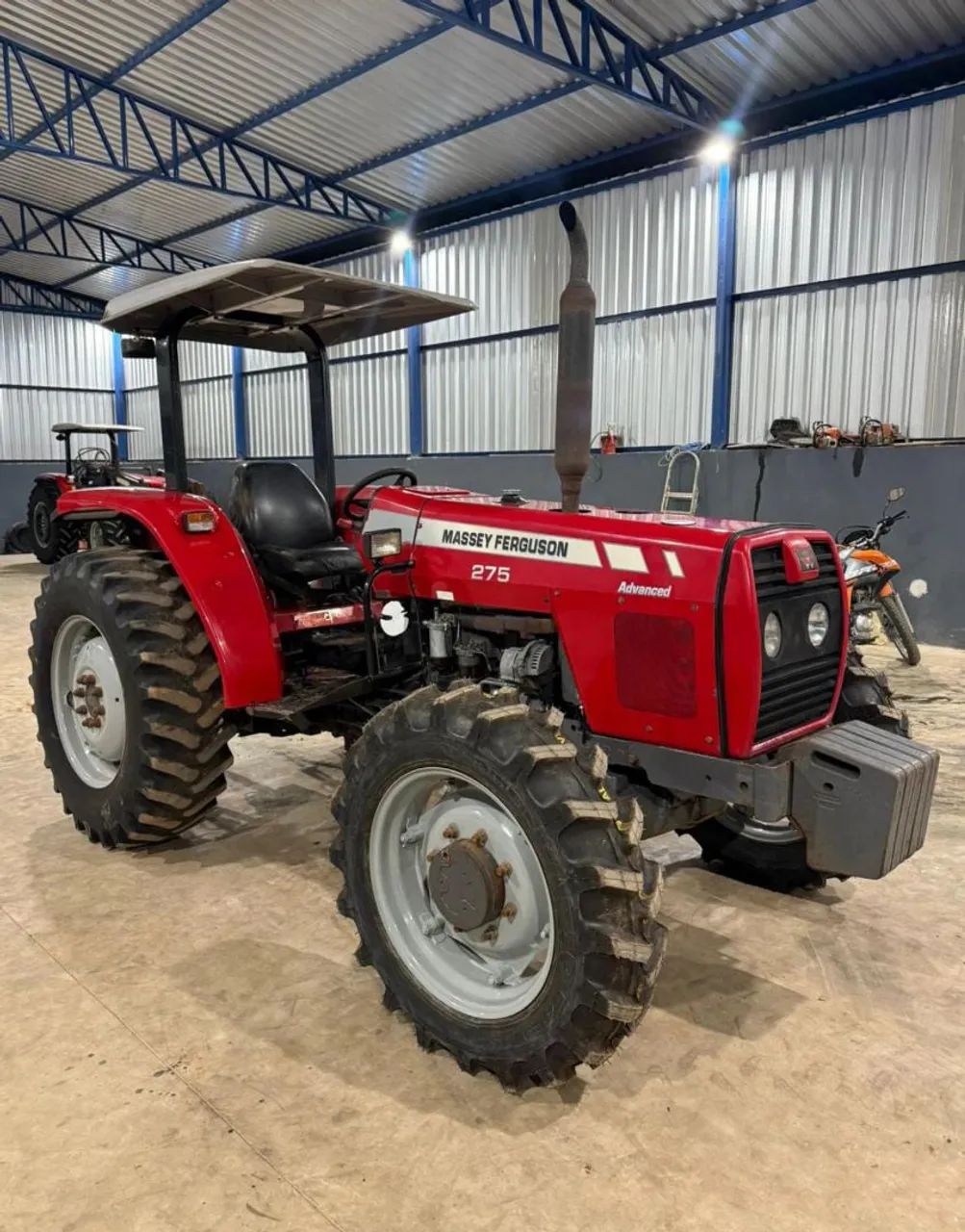 MF 275 Advanced 4x4  - Foto 5