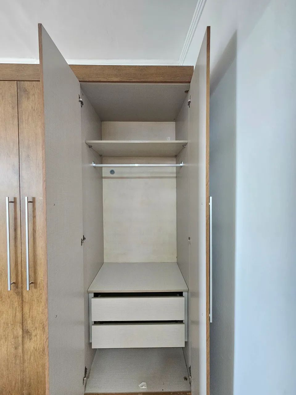 Guarda Roupa grande - Foto 2