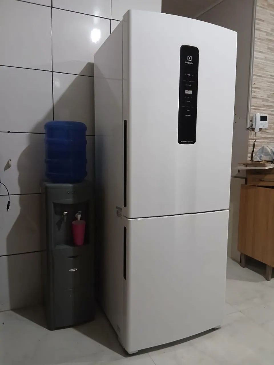 Geladeira semi nova tv Samsung 50 polegadas na caixa 