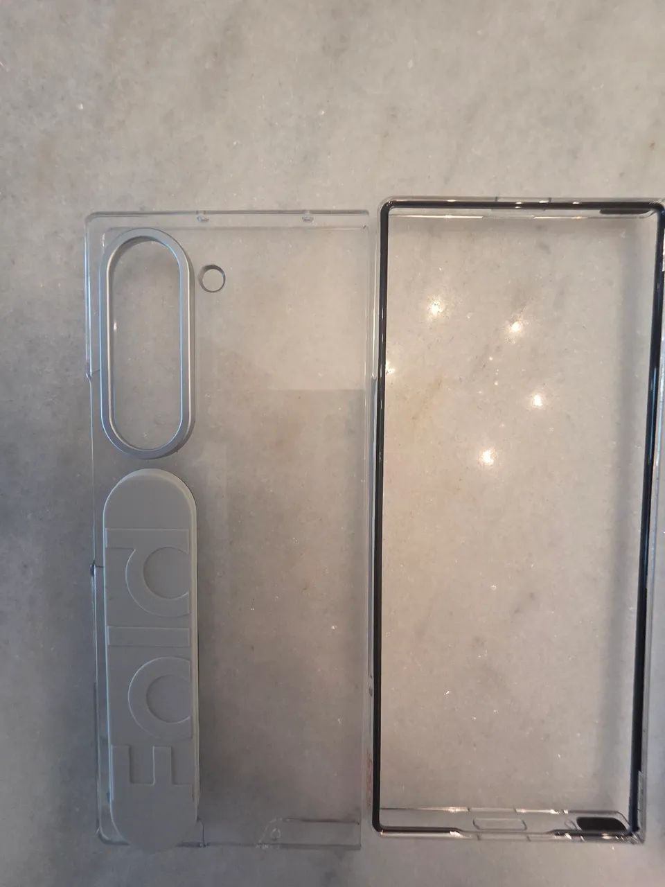Capinha original da Samsung Galaxy Z Fold 6 - Foto 2
