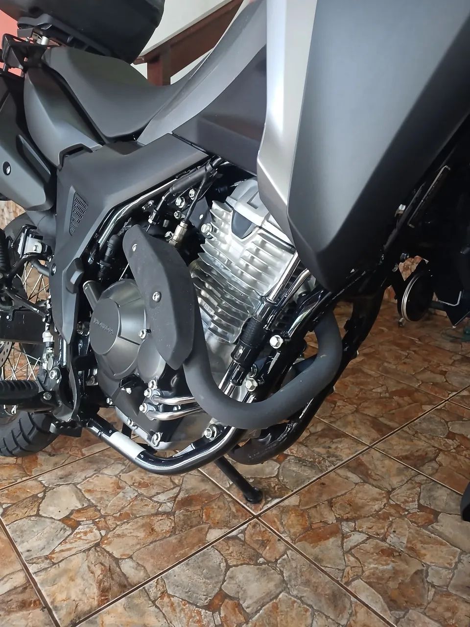 Honda sahara 300 abs  - Foto 4