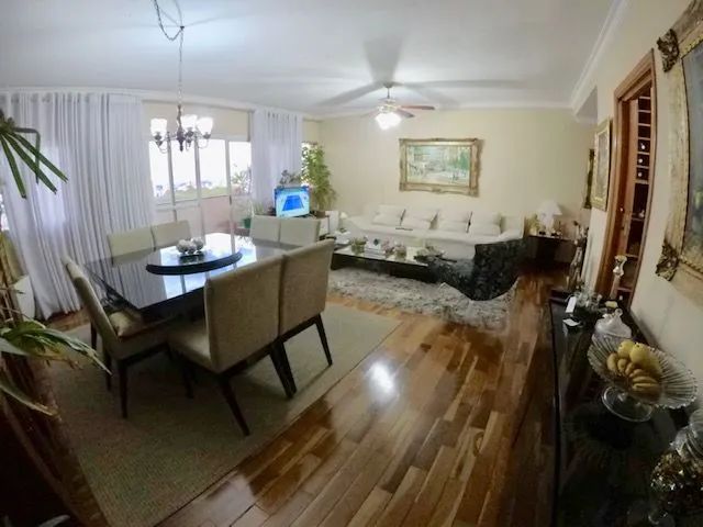 Espaço, Conforto e Localização Imbatível: Amplo Apartamento de 132m² no Edifício Moreira C