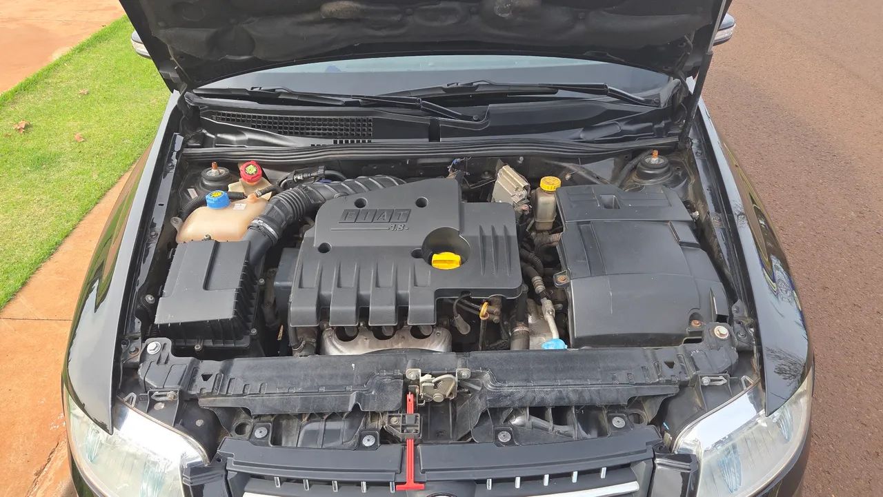 Fiat Stilo Dualogic 1.8 Flex 8V 5P 2009 - Foto 2
