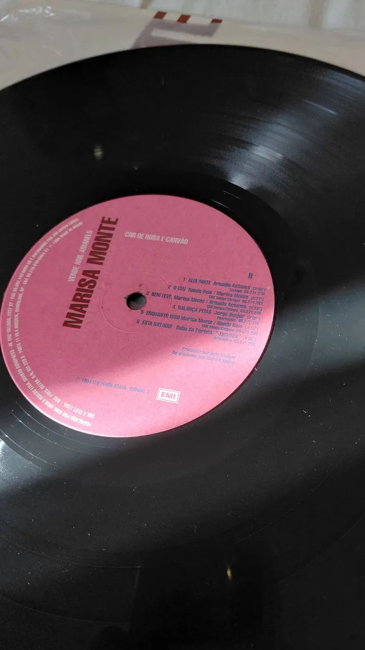 Disco de vinil Marisa Monte "cor de rosa e carvão"  - Foto 3