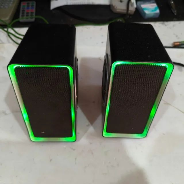 Caixa de som para pc gamer led verde 20W rms USB