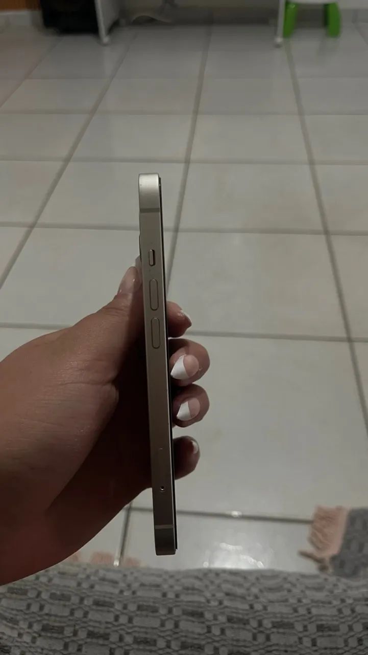 VENDO IPHONE 13  - Foto 2