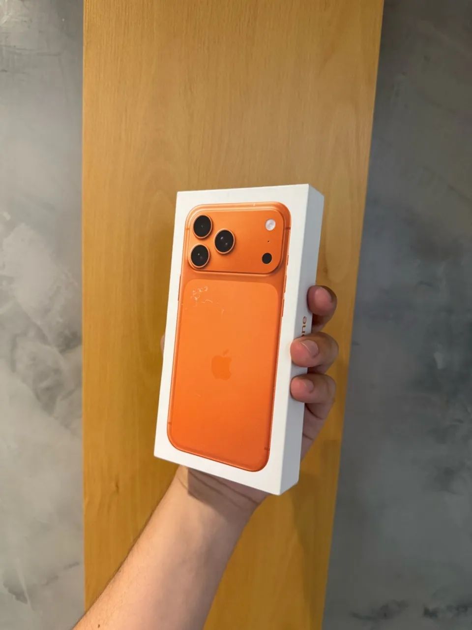 Caixa de iPhone 17 Pro Max 256GB Laranja  - Foto 3