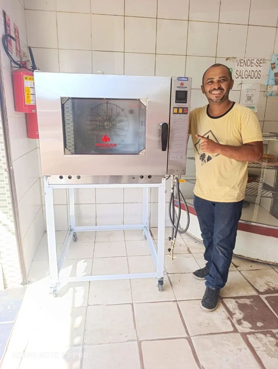 BEBEDOURO INDÚSTRIAL INOX 50 LITROS KNOX  - Foto 3