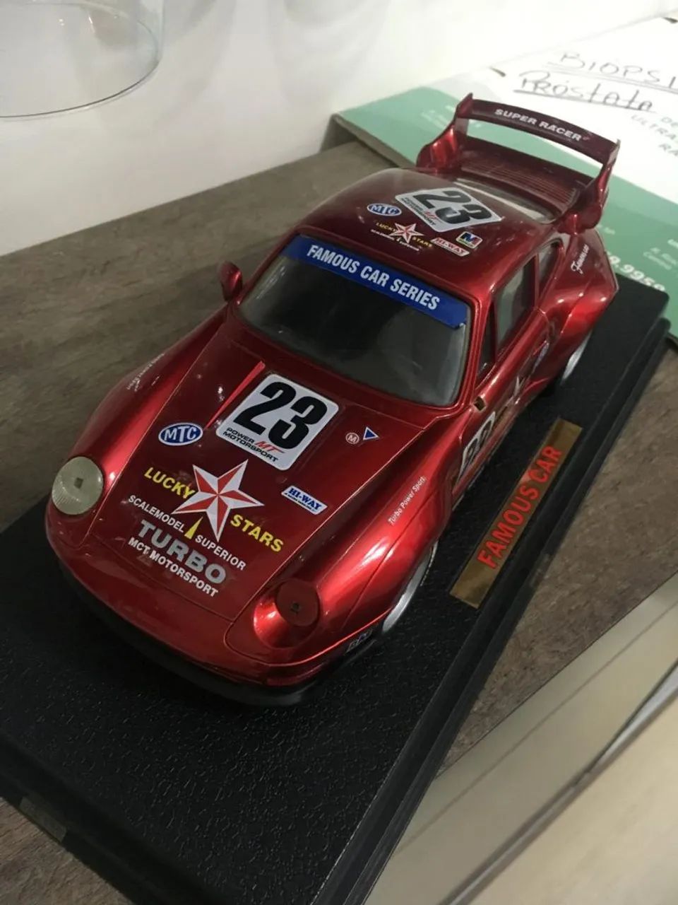 Porshe Miniatura - só está sem a lanterna/ Coleção / está com a CAIXA - Foto 2