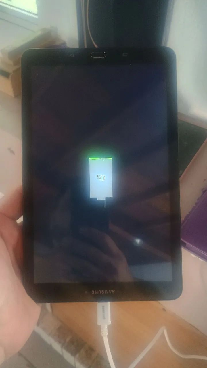 Tablet Samsung SM-T560 - Foto 2