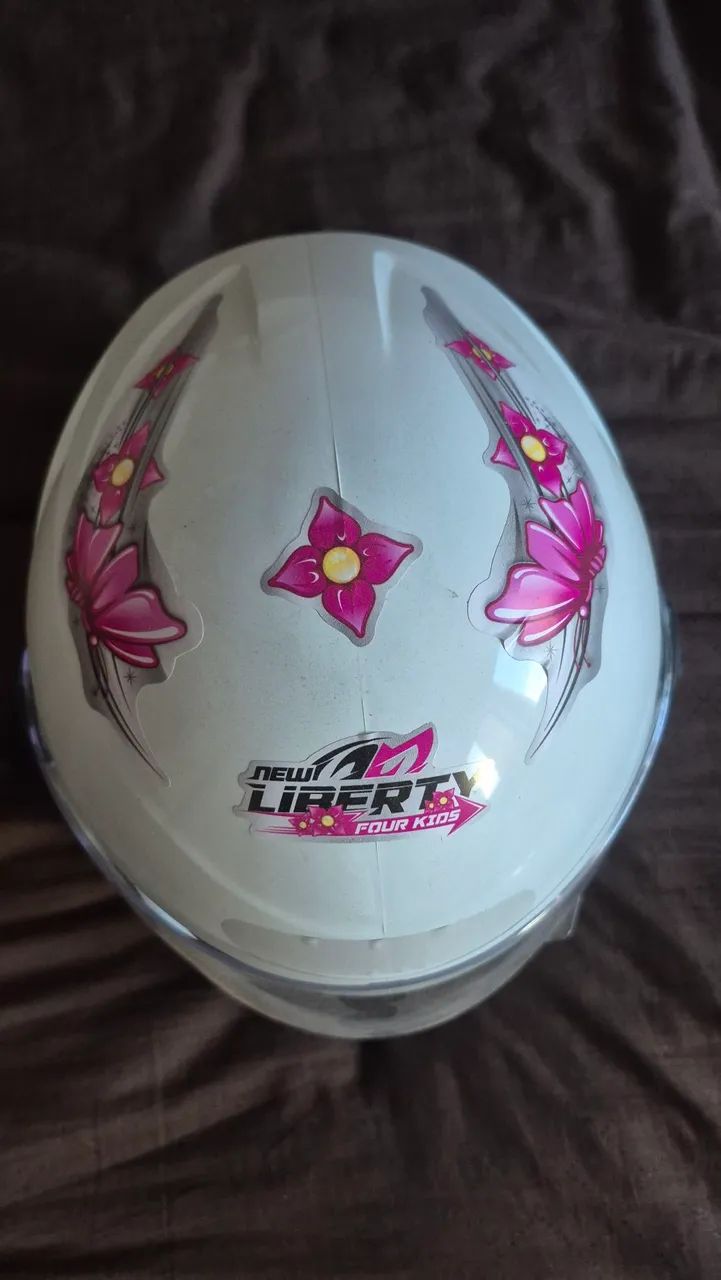 Capacete feminino