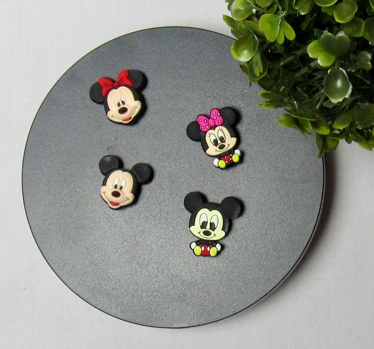 Pin Disney - Crocs  - Foto 2