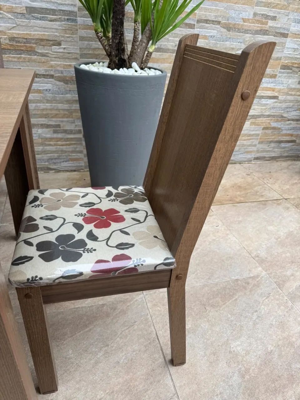 Mesa de madeira 6 lugar  - Foto 3