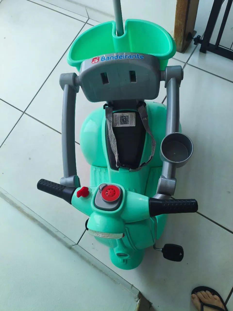 Triciclo infantil e bicicleta de equilíbrio infantil  - Foto 4