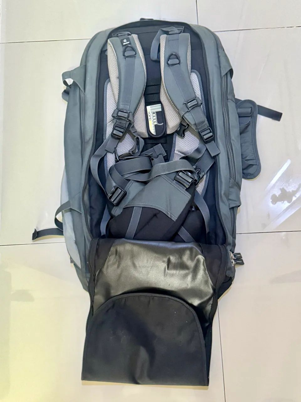Mochila Deuter Traveller 80l - Foto 2