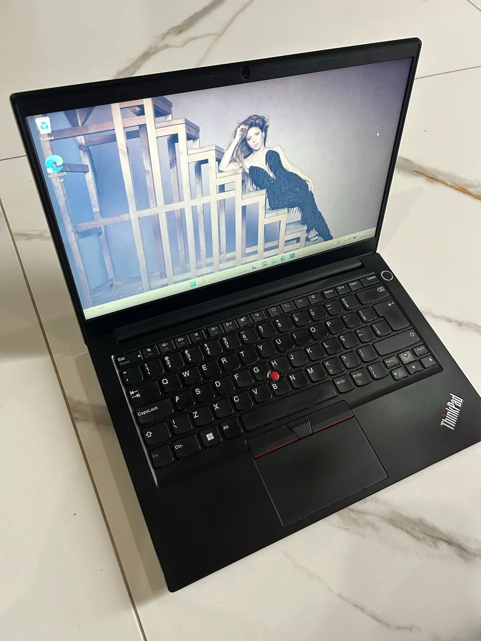 THINKPAD E14 INTEL I7-1165G7 16 GB RAM 512 SSD - Foto 3