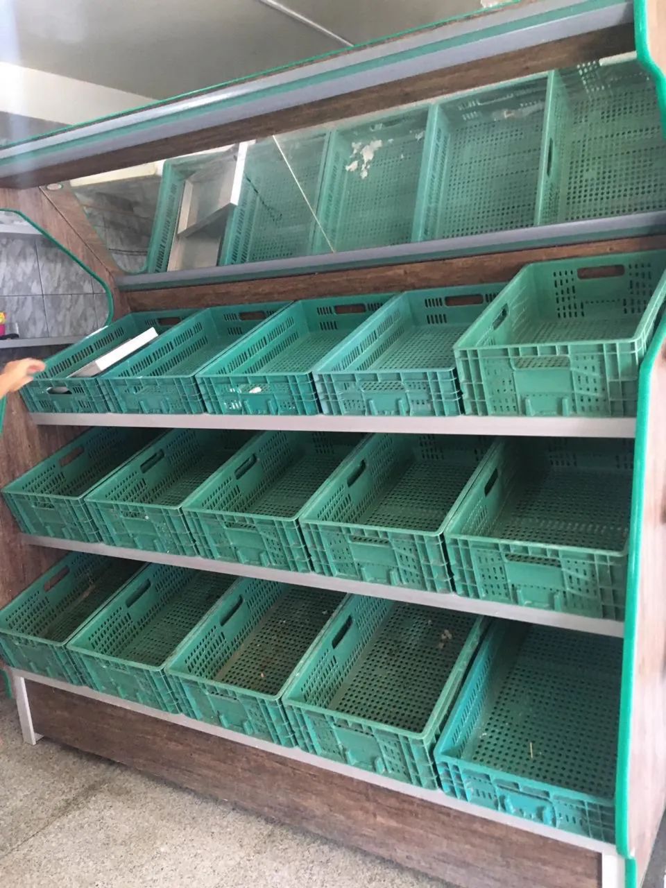Fruteira feita de inox com 15 bandejas para vendas 