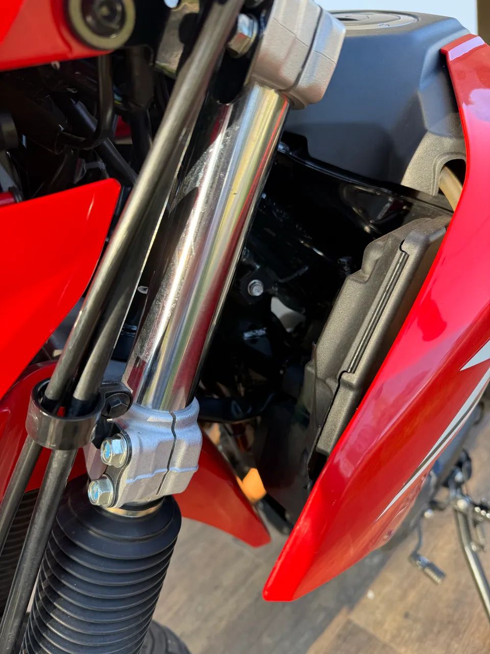 XR TORNADO 300L  - Foto 4