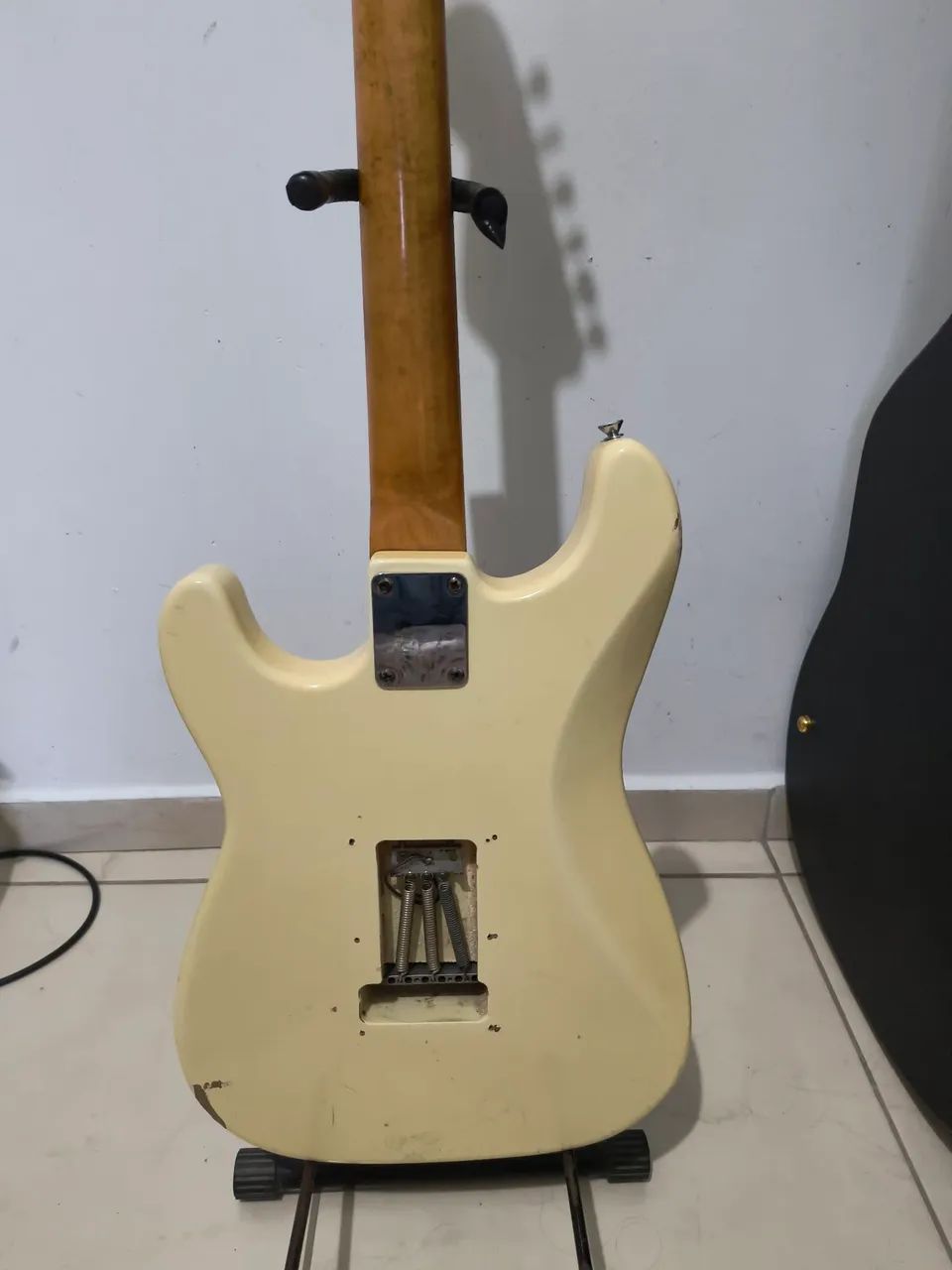 Guitarra Squier Strato  - Foto 4