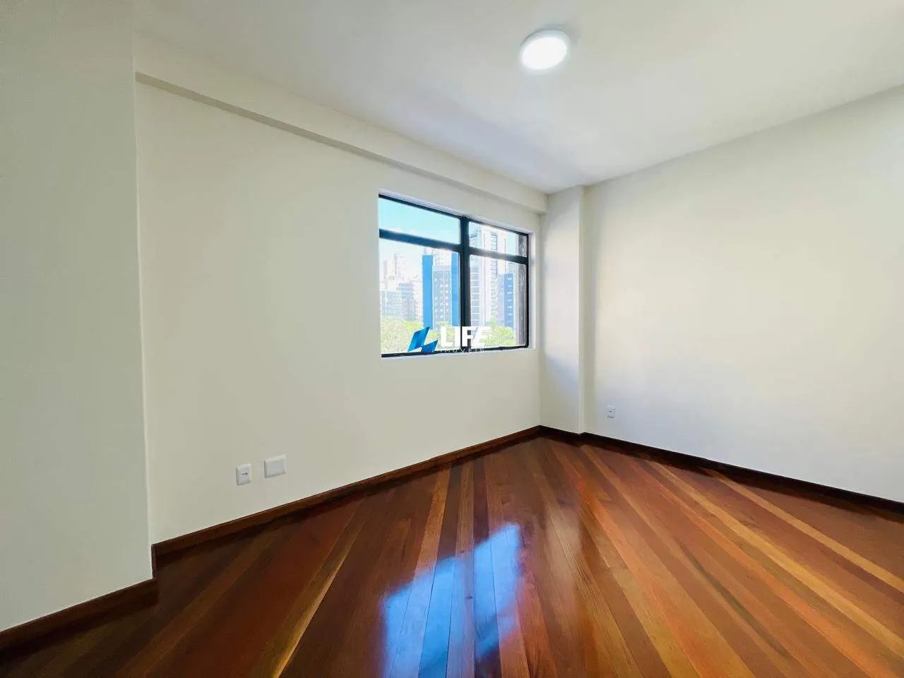 Edifício Veneza: apartamento com 3 quartos e 1 suíte à venda no bairro de Lourdes. - Foto 2