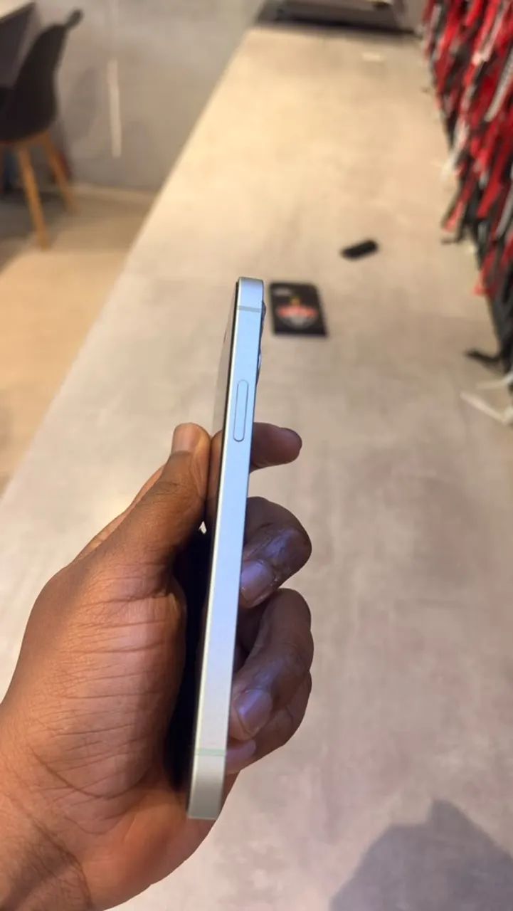 iPhone 12  - Foto 3