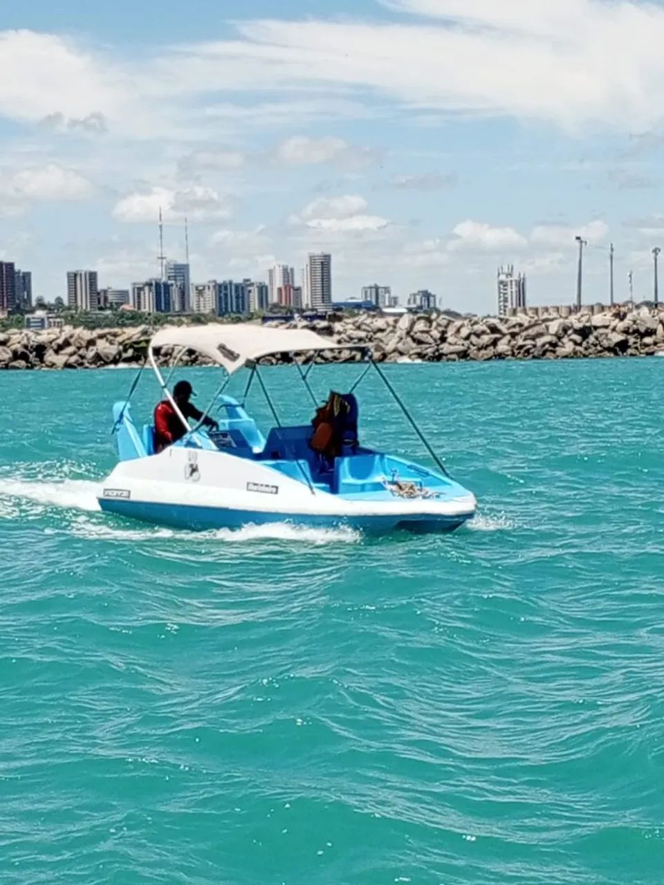 Embarcação a venda