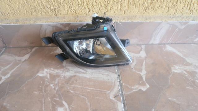 Farol de milha esquerdo jetta 2015 2016