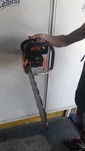 (Obs: COM NOTA FISCAL)Motossera Stihl381 52cilindradas(ENTREGO)
