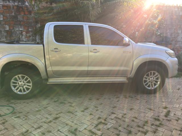 Hilux - Foto 2