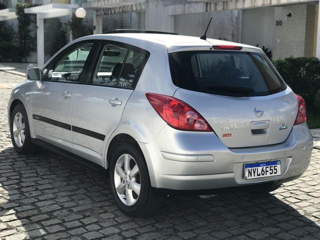 Nissan Tiida SL 1.8 2010/2011 Câmbio manual - Foto 3