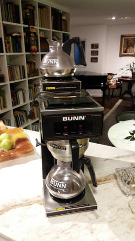 Cafeteira bunn vp gourmet café n segafredo nespresso