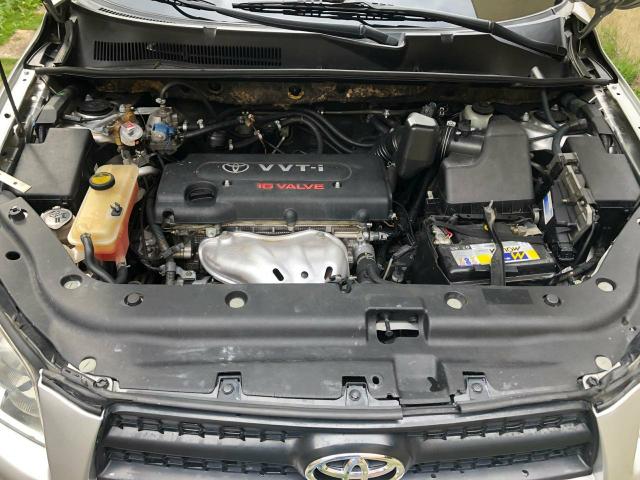 Toyota Rav4 - Foto 11