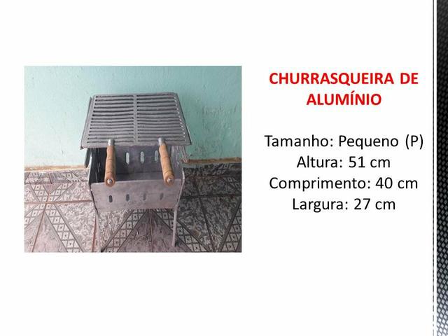 CHURRASQUEIRA pequena de alumínio